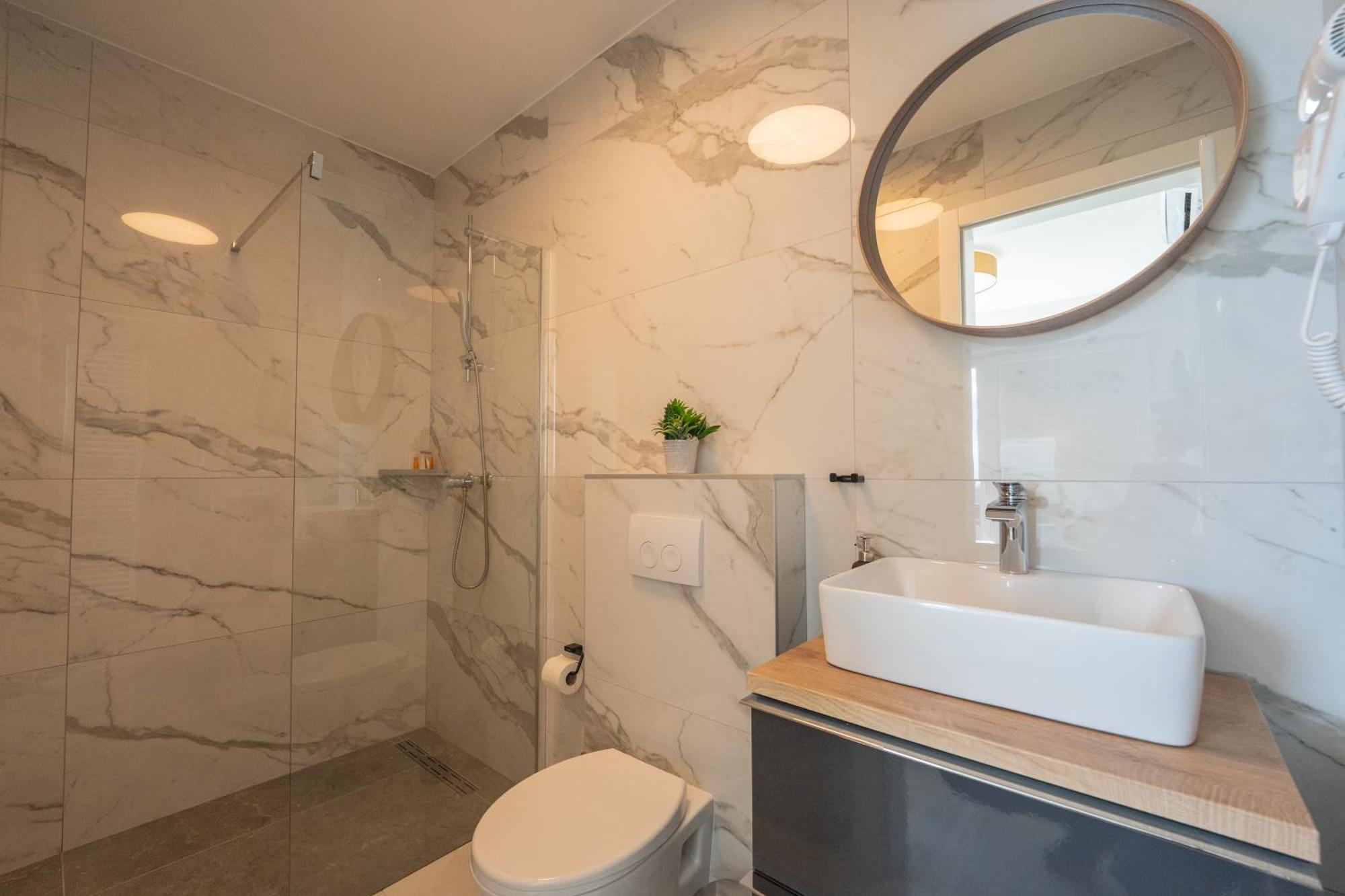 Villas Royal I With Private Pool ノヴァリャ 部屋 写真